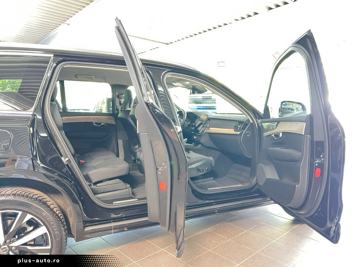 VOLVO XC90 B5 Plus Bright AWD AHK HuD Kam360
