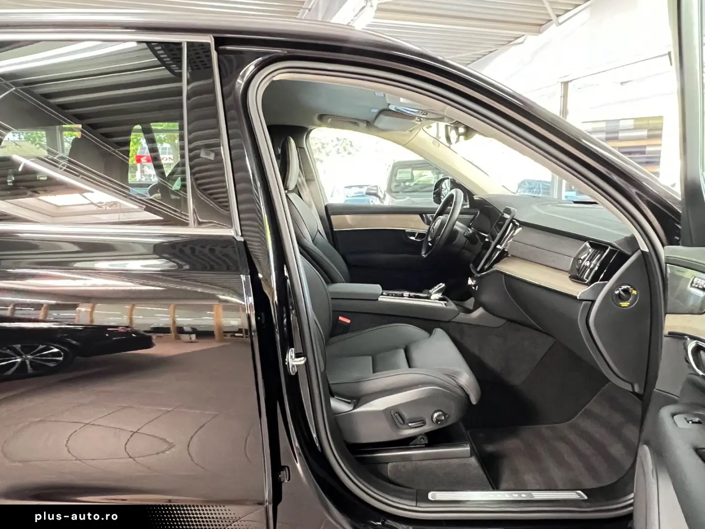 VOLVO XC90 B5 Plus Bright AWD AHK HuD Kam360