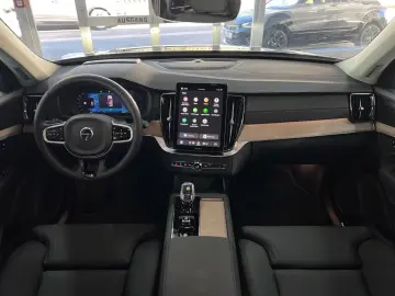 VOLVO XC90 B5 Plus Bright AWD AHK HuD Kam360