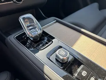 VOLVO XC90 B5 AWD Plus Bright 360  4xSHZ ACC H K PANO