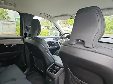 VOLVO XC90 T8 AWD Core  360 Grad Kamera