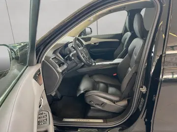 VOLVO XC90 T8 AWD Plug-in Hybrid Plus-Bright 7S HeadUp