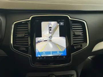 VOLVO XC90 T8 AWD Plug-in Hybrid Plus-Bright 7S HeadUp
