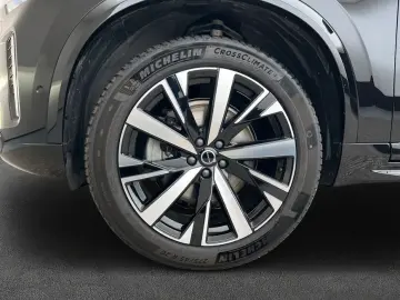 VOLVO XC90 B5 B AWD Plus Bright