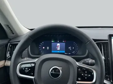 VOLVO XC90 B5 B AWD Plus Bright