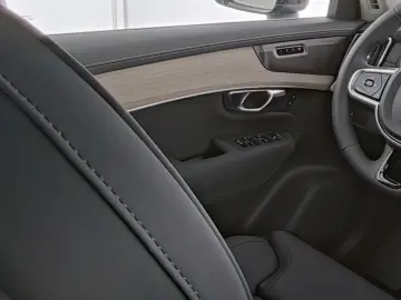 VOLVO XC90 B5 Plus Bright AWD