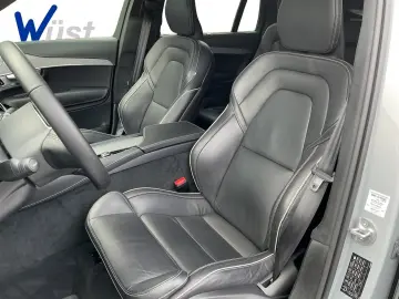 VOLVO XC90 B&W Soundsystem HUD