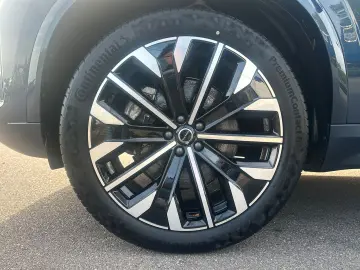 VOLVO XC90 T8 AWD Plus Dark 7-Sitzer ACC BLIS