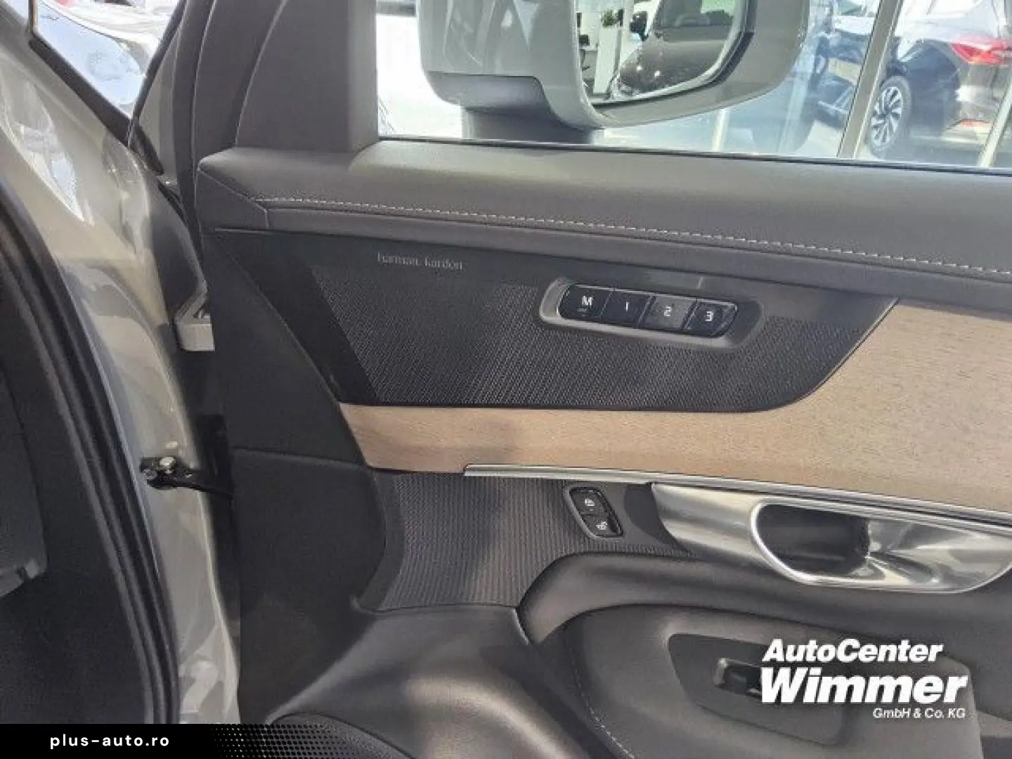 VOLVO XC90 B5 B AWD Plus Bright   Parkkamera mit 360