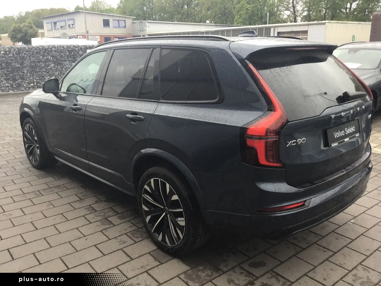 VOLVO XC90 Plus Dark Recharge Plug-In Hybrid AWD 7-Sit