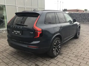 VOLVO XC90 Plus Dark Recharge Plug-In Hybrid AWD 7-Sit
