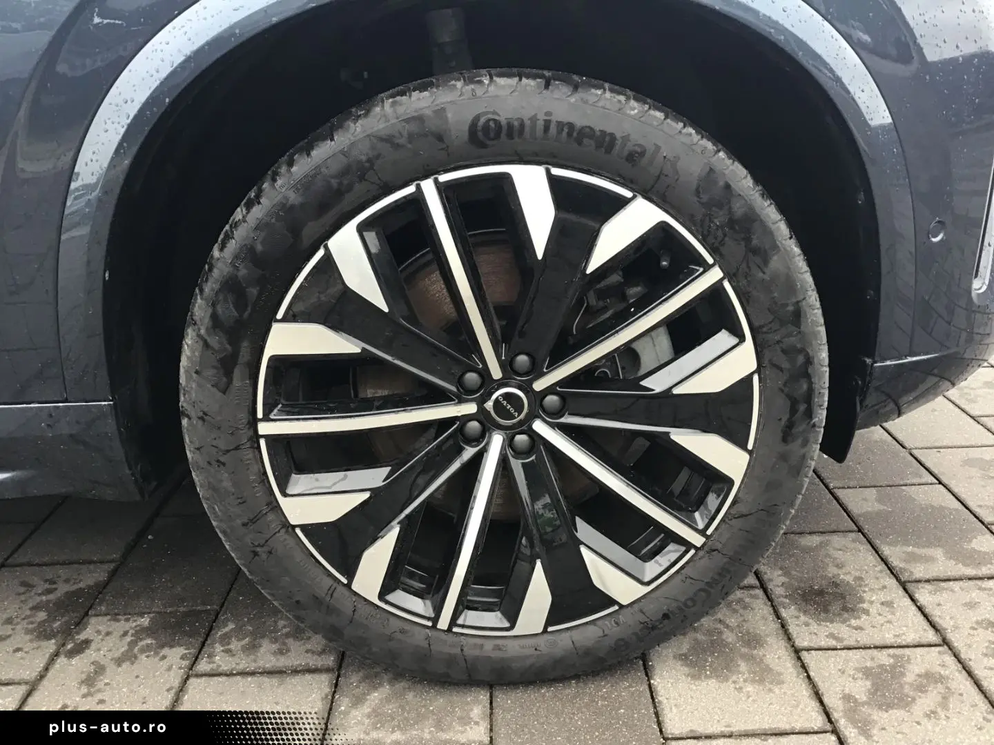 VOLVO XC90 Plus Dark Recharge Plug-In Hybrid AWD 7-Sit