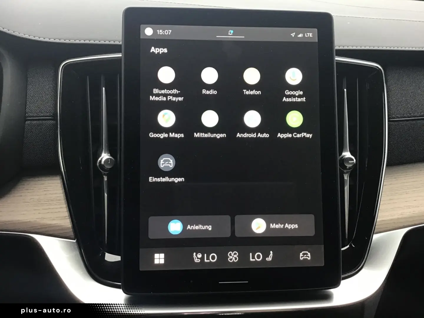 VOLVO XC90 Plus Dark Recharge Plug-In Hybrid AWD 7-Sit