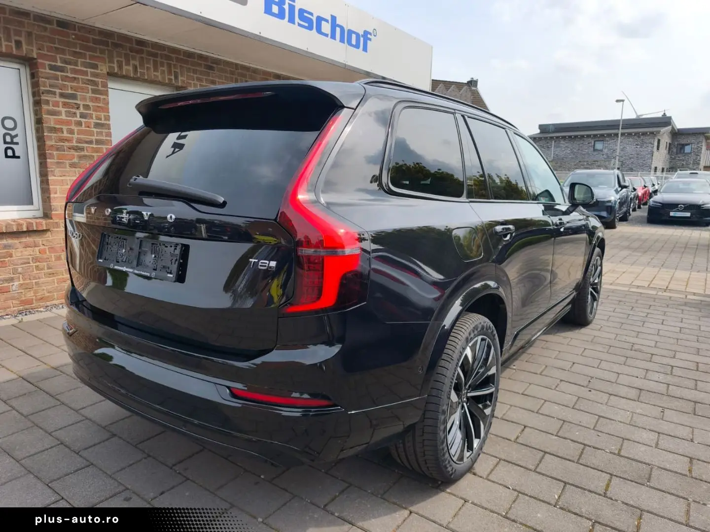 VOLVO XC90 T8 Plus Dark Recharge Plug-In Hybrid Twin E