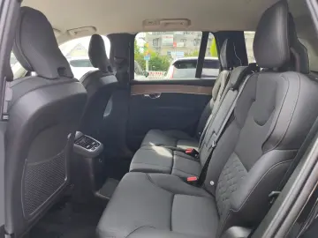 VOLVO XC90 T8 Plus Dark Recharge Plug-In Hybrid Twin E