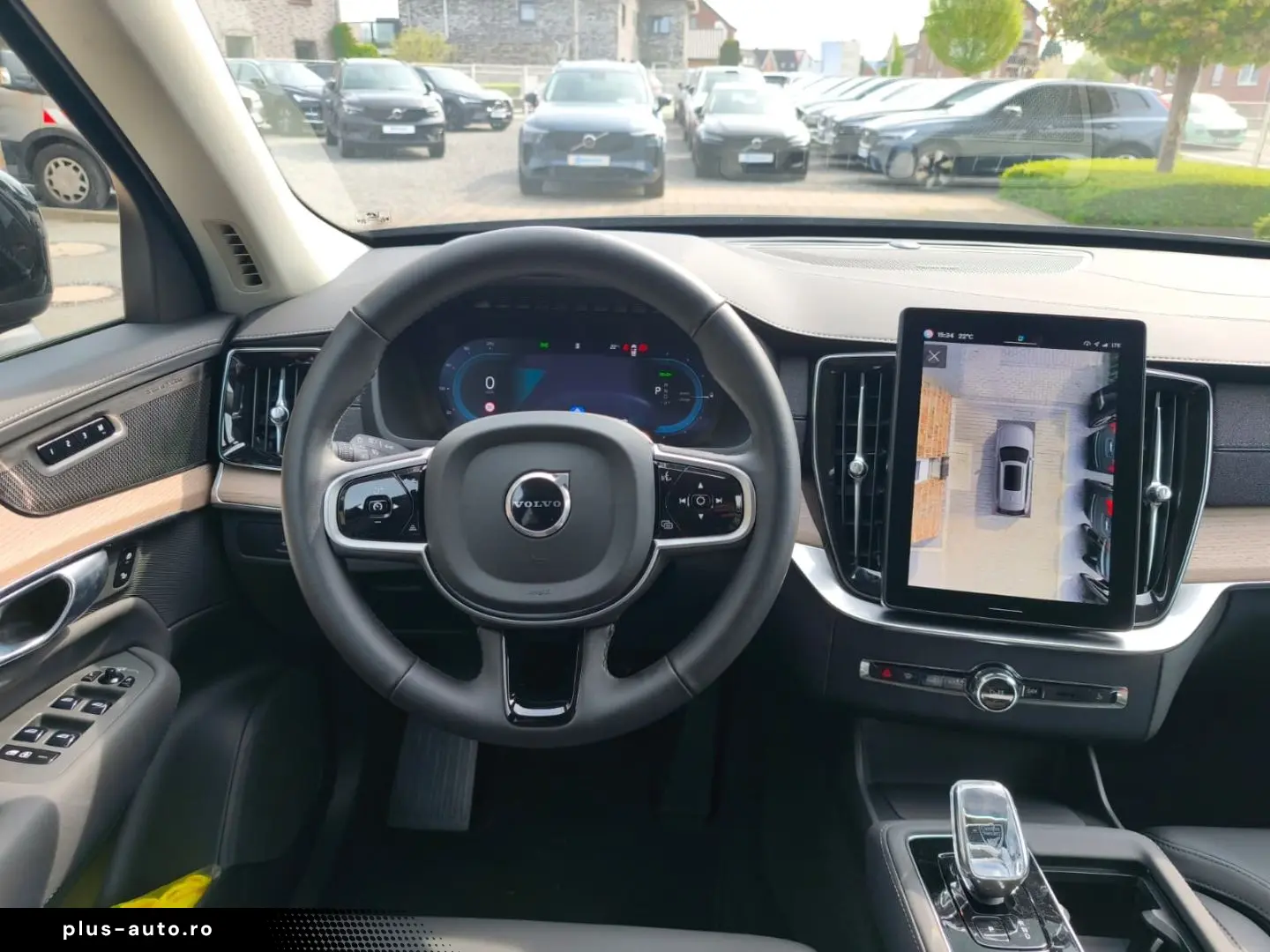 VOLVO XC90 T8 Plus Dark Recharge Plug-In Hybrid Twin E