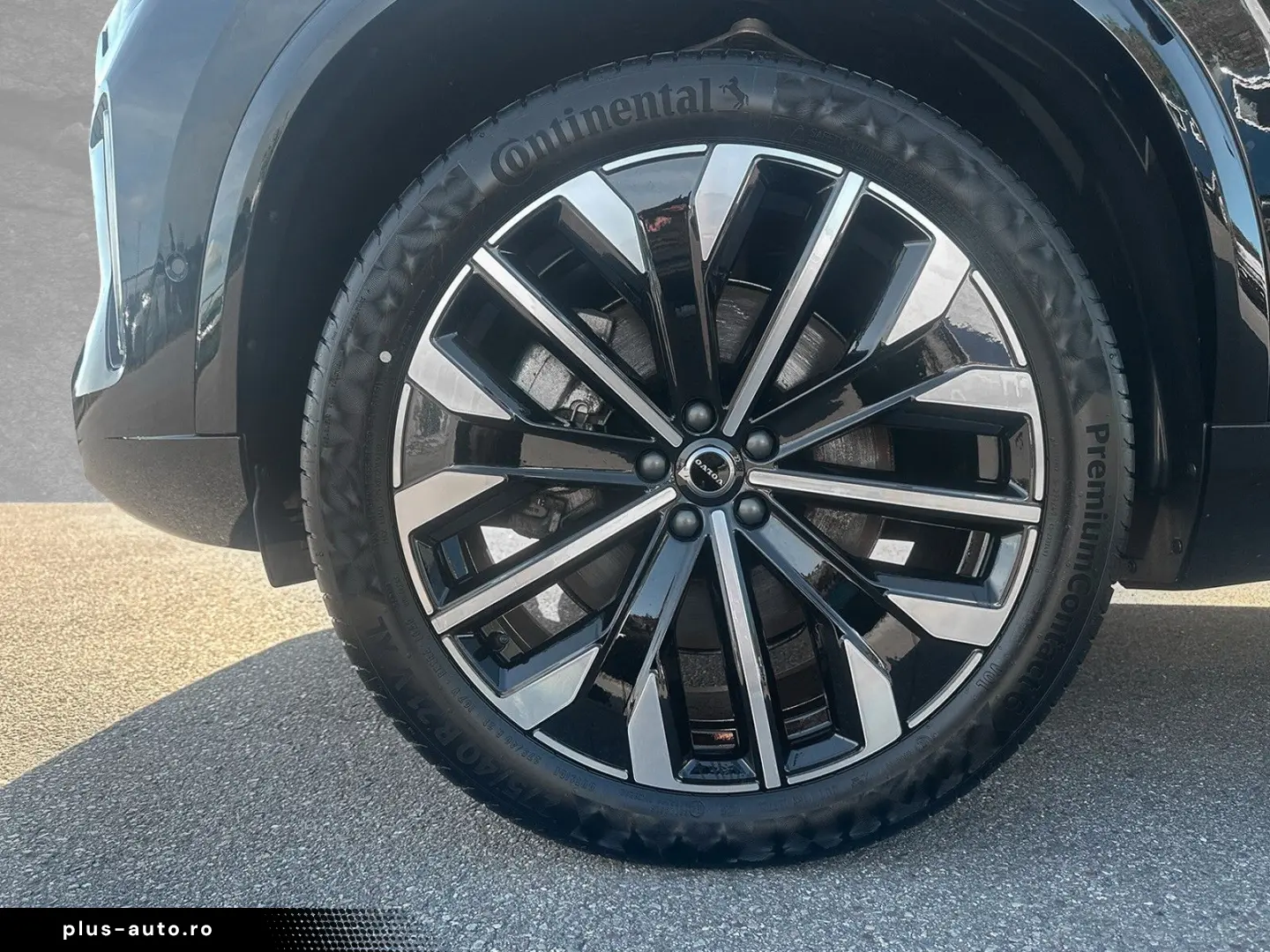 VOLVO XC90 T8 AWD Plus Bright 7-Sitzer ACC BLIS HUD SD