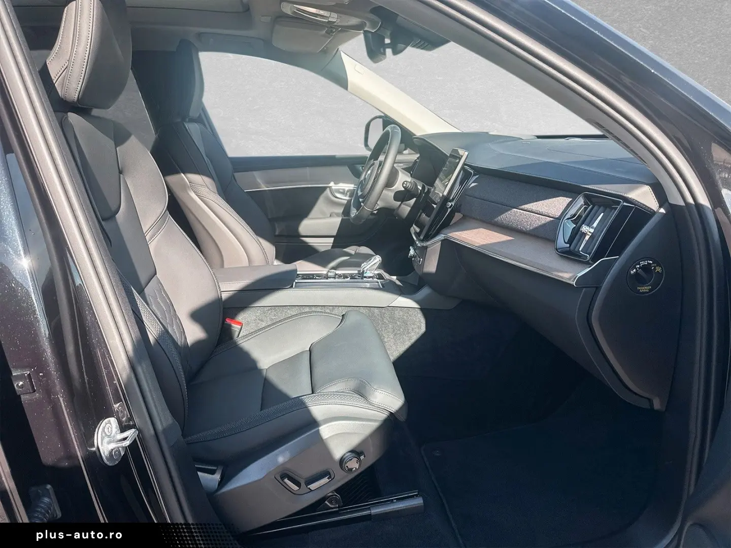 VOLVO XC90 T8 AWD Plus Bright 7-Sitzer ACC BLIS HUD SD