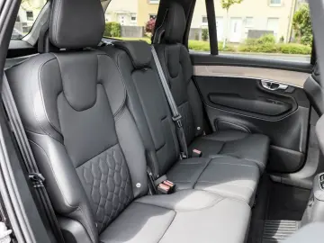 VOLVO XC90 T8 AWD Plus Dark Recharge Plug-In Hybrid