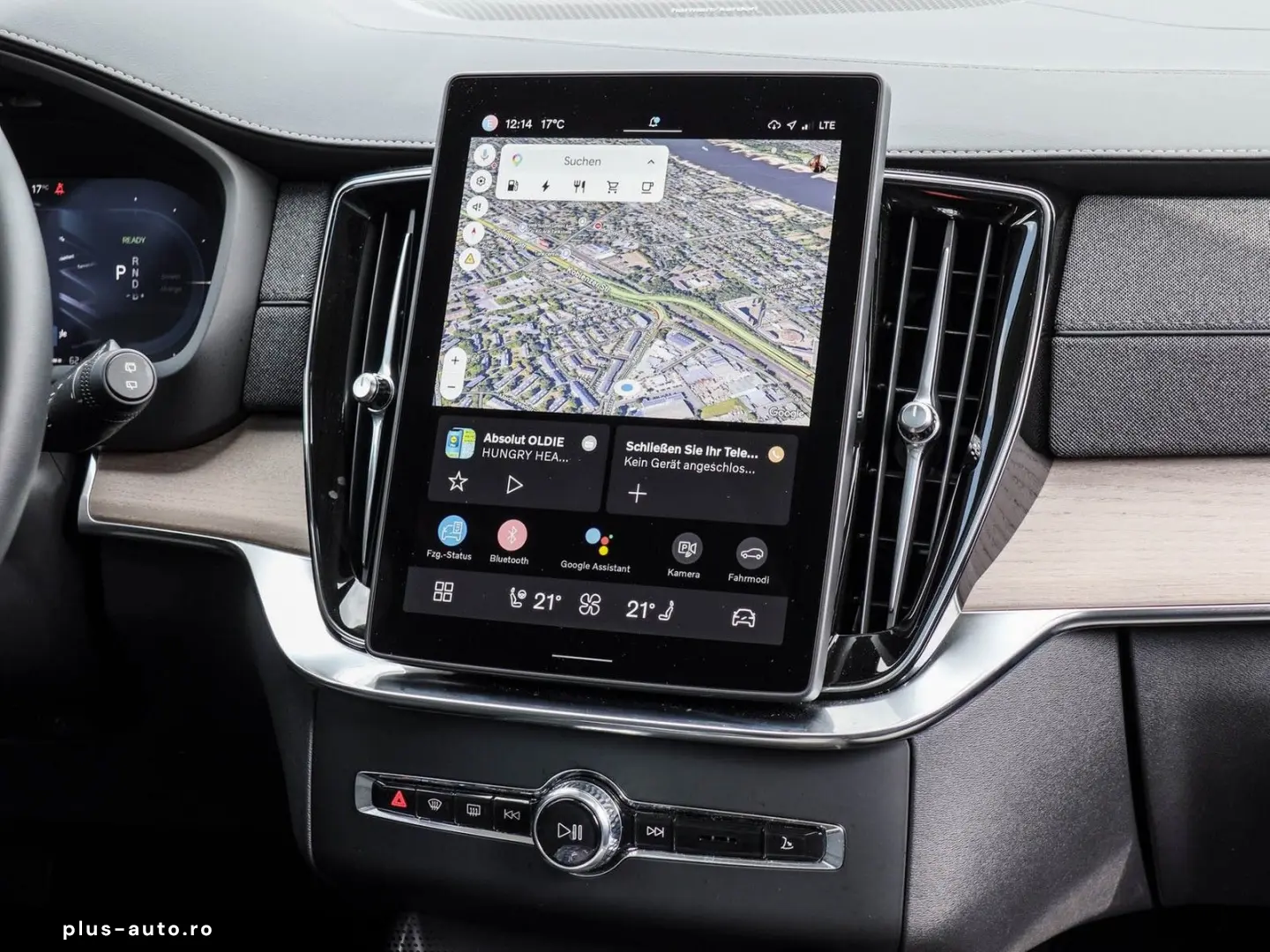 VOLVO XC90 T8 AWD Plus Dark Recharge Plug-In Hybrid