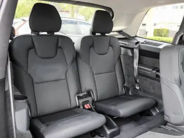 VOLVO XC90 T8 AWD Plus Dark Recharge Plug-In Hybrid