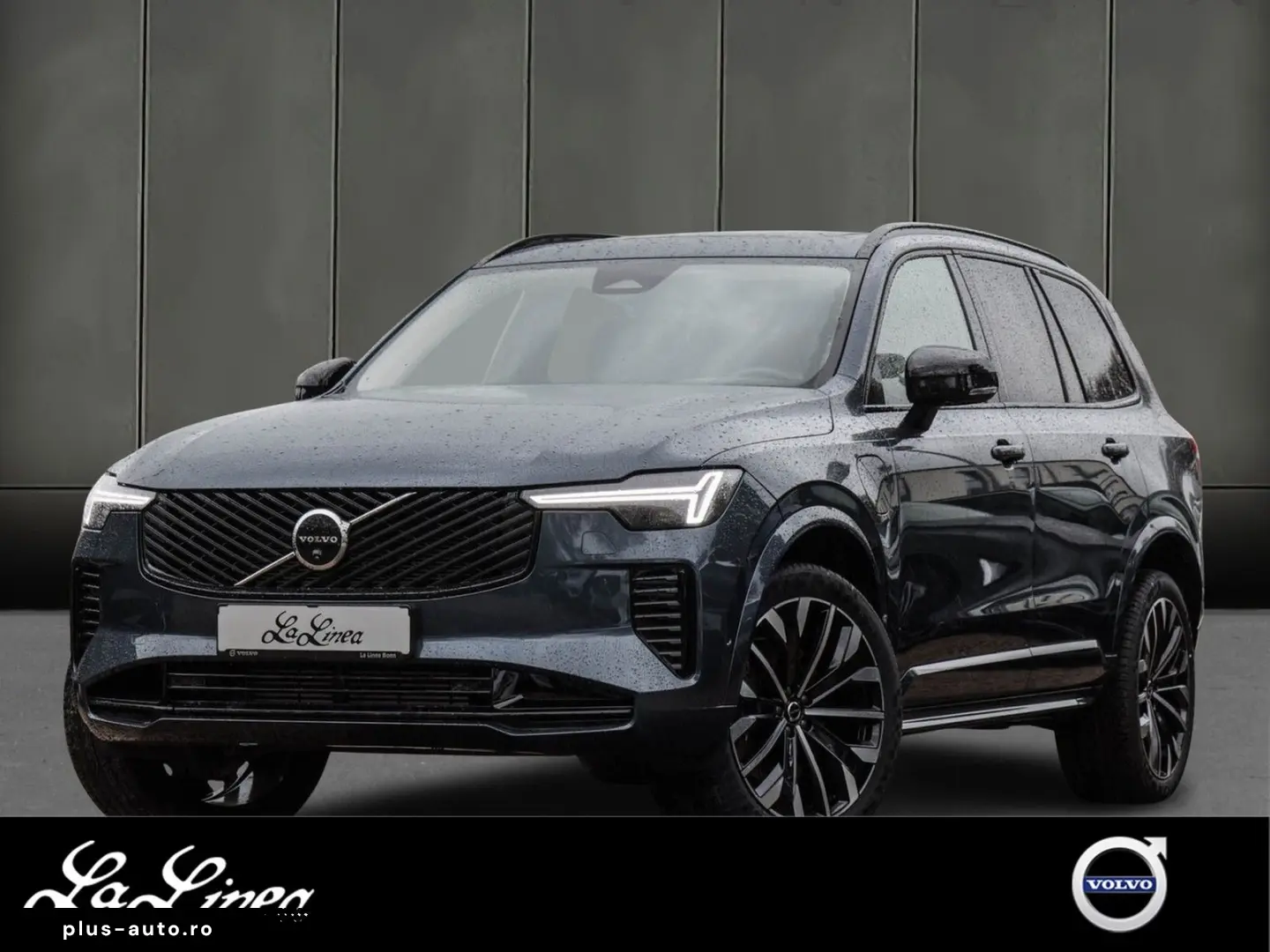 VOLVO XC90 T8 AWD Plus Dark Recharge Plug-In Hybrid
