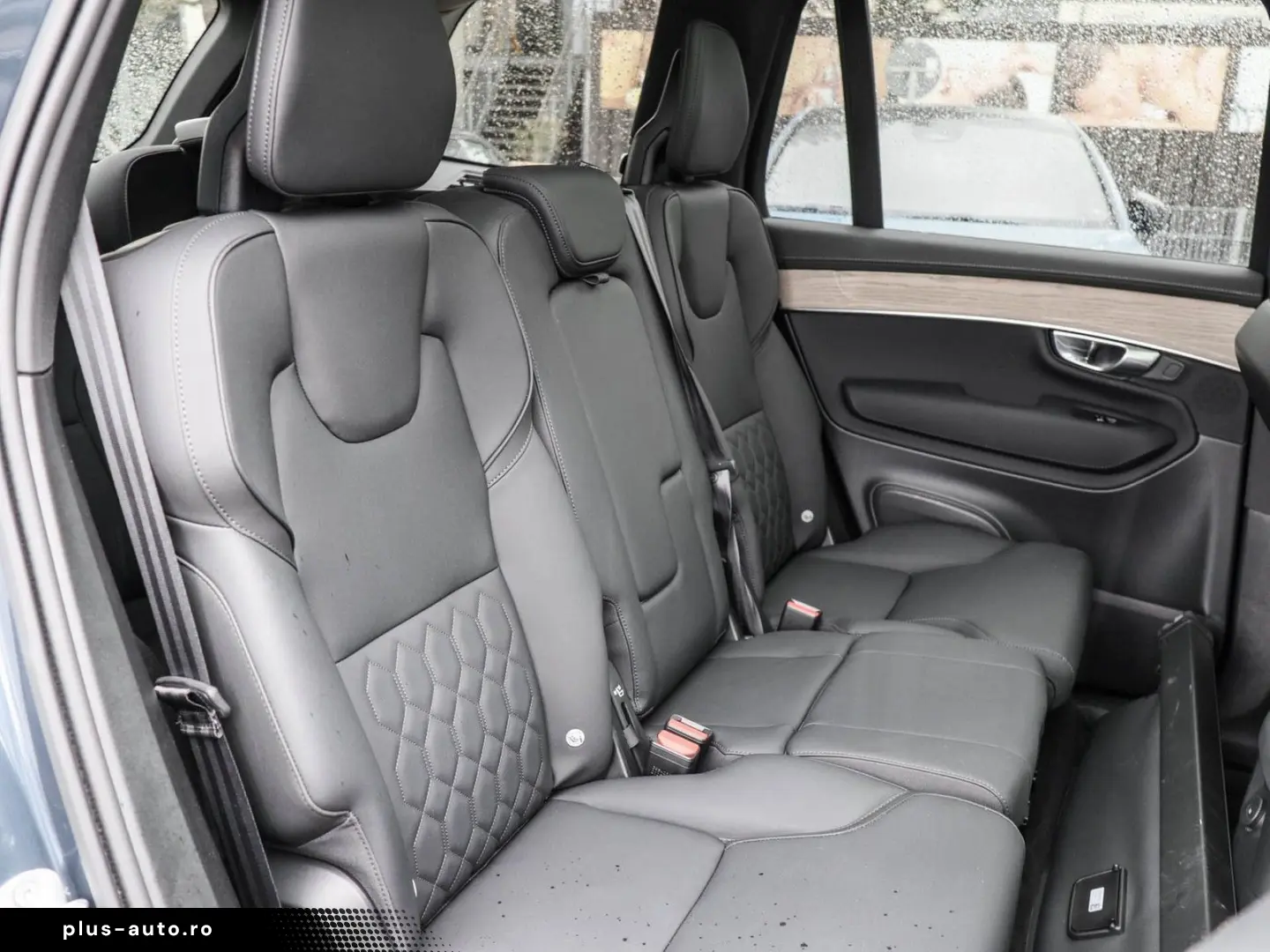 VOLVO XC90 T8 AWD Plus Dark Recharge Plug-In Hybrid