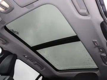 VOLVO XC90 T8 AWD Plus Dark Recharge Plug-In Hybrid