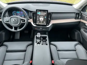 VOLVO XC90 T8 Plus Dark FACELIFT PANO 360CAM LED