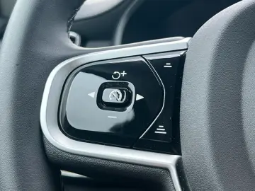 VOLVO XC90 T8 Plus Dark FACELIFT PANO 360CAM LED