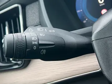 VOLVO XC90 T8 Plus Dark FACELIFT PANO 360CAM LED