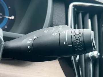 VOLVO XC90 T8 Plus Dark FACELIFT PANO 360CAM LED