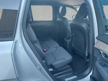 VOLVO XC90 T8 AWD Plus Dark 7-Sitzer ACC BLIS