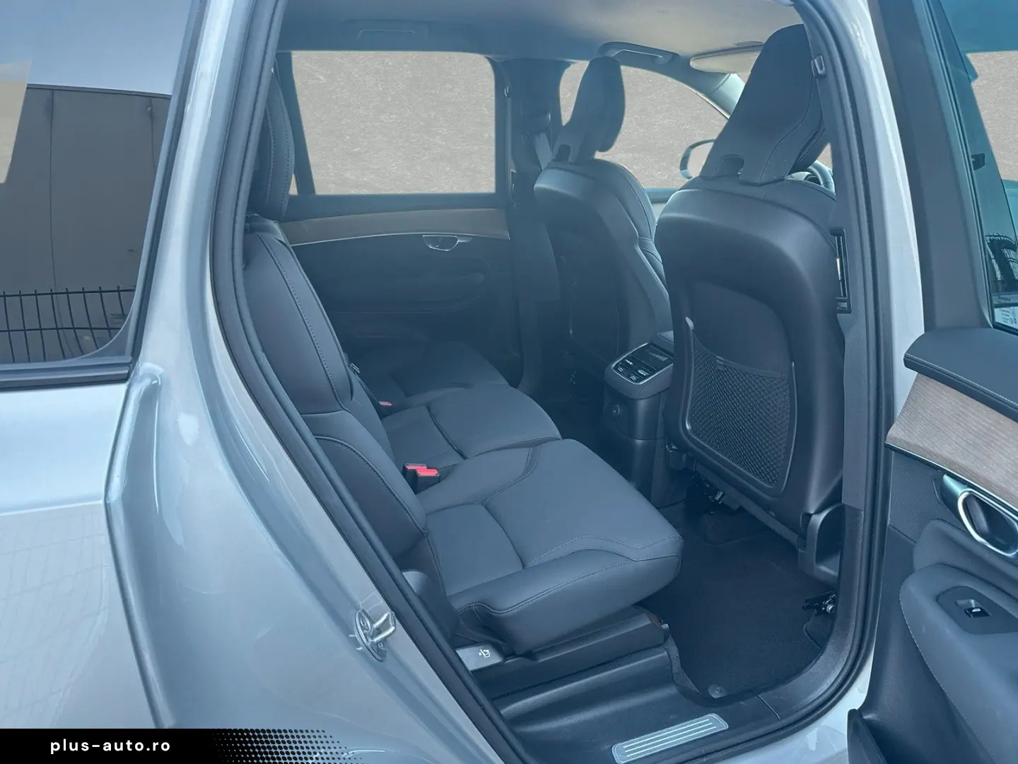 VOLVO XC90 T8 AWD Plus Dark 7-Sitzer ACC BLIS