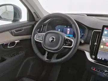 VOLVO XC90 Plus Bright Plug-In Hybrid HUD 360