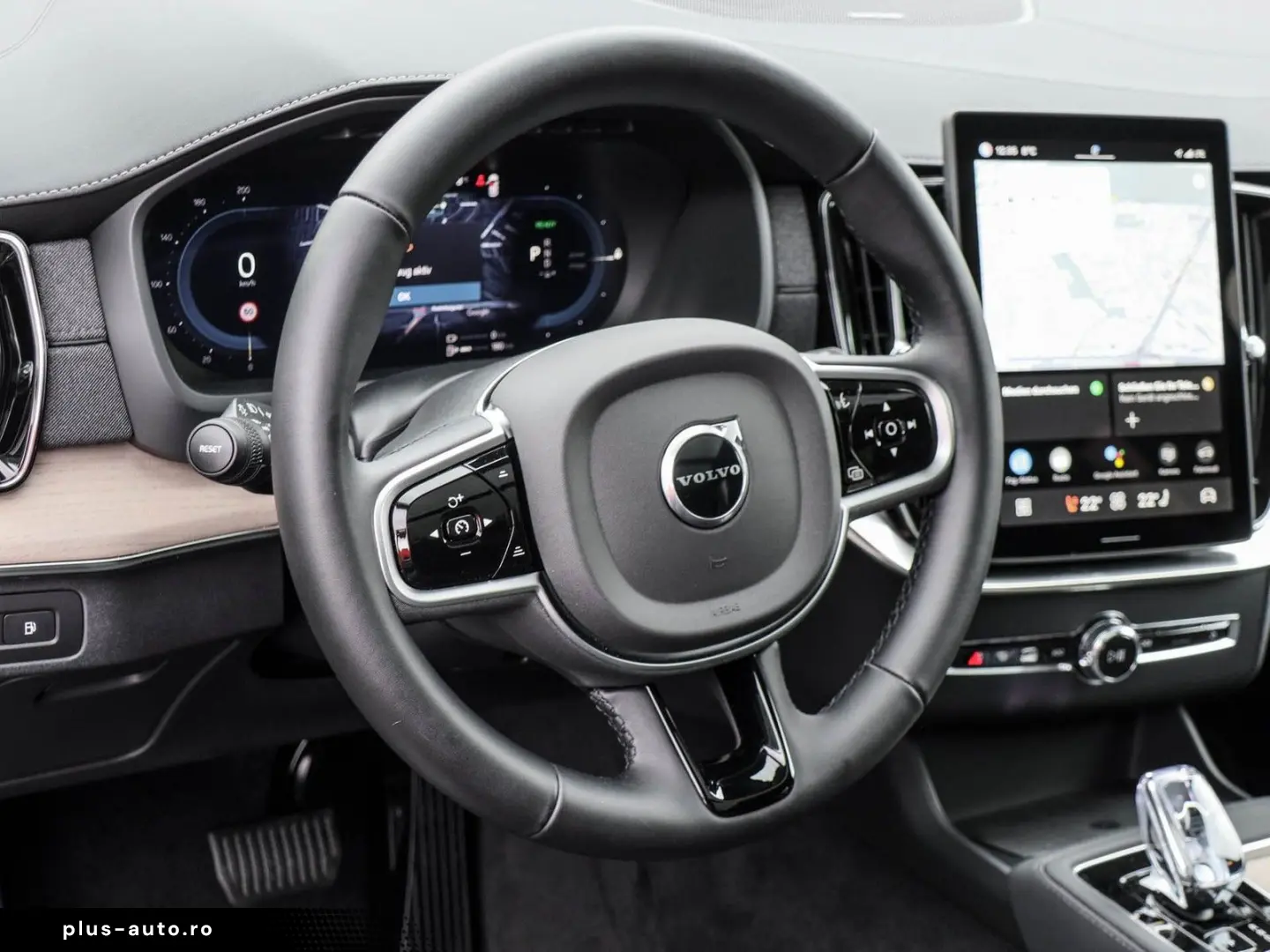 VOLVO XC90 T8 AWD Plus Bright Reskin NP 96.980 -  PANO