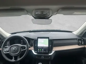 VOLVO XC90 T8 AWD Plus Bright 7-Sitzerr ACC BLIS
