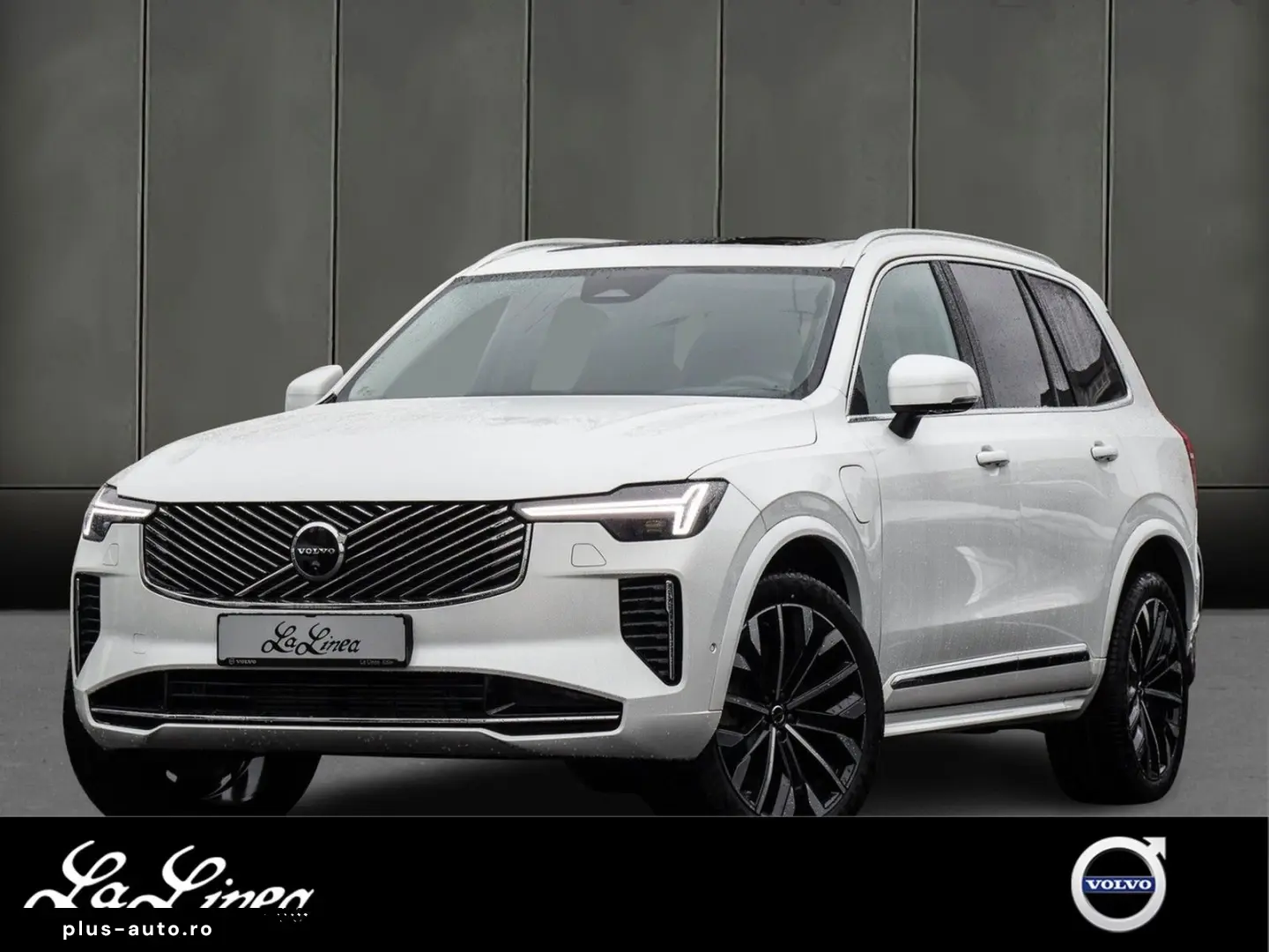 VOLVO XC90 T8 AWD Plus Bright NP 95.500 -  PANO 360  B