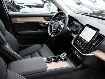 VOLVO XC90 T8 AWD Plus Bright NP 95.500 -  PANO 360  B