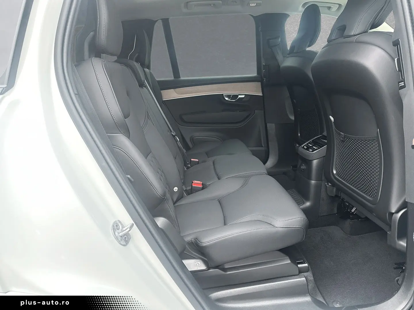 VOLVO XC90 T8 AWD Plus Dark 7-Sitzer ACC BLIS