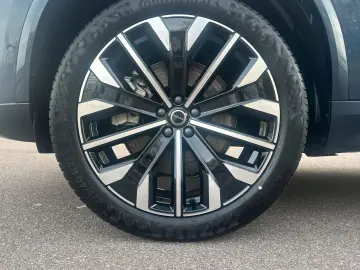 VOLVO XC90 T8 AWD Plus Dark 7-Sitzer ACC BLIS