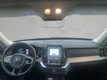 VOLVO XC90 T8 AWD Plus Dark 7-Sitzer ACC BLIS