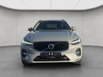 VOLVO XC60 B5 B AWD Core
