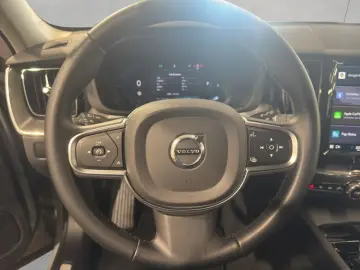 VOLVO XC60 B5 B AWD Core
