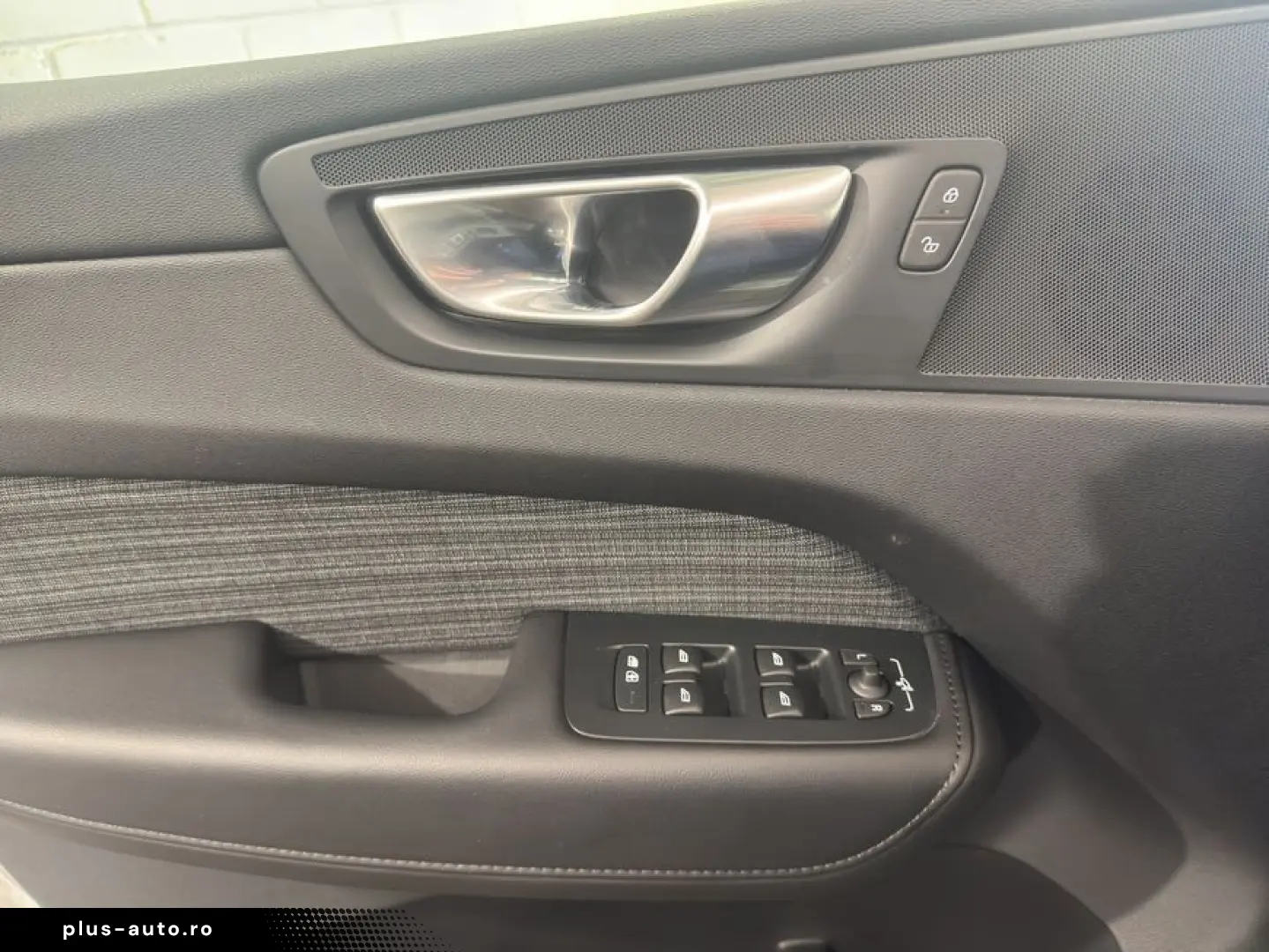 VOLVO XC60 B5 B AWD Core
