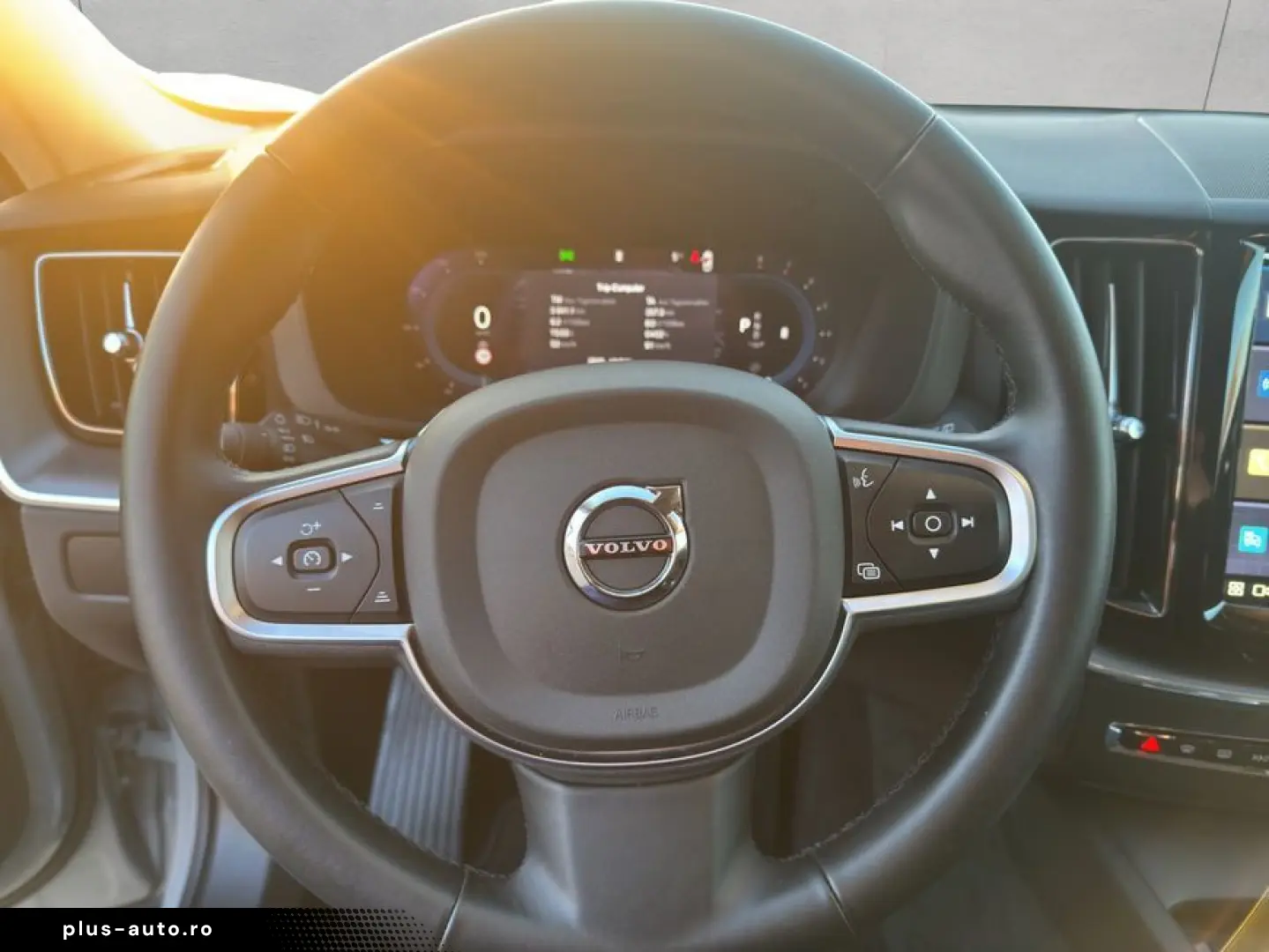 VOLVO XC60 B5 B AWD Core