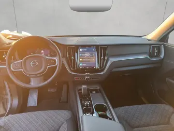 VOLVO XC60 B5 B AWD Core