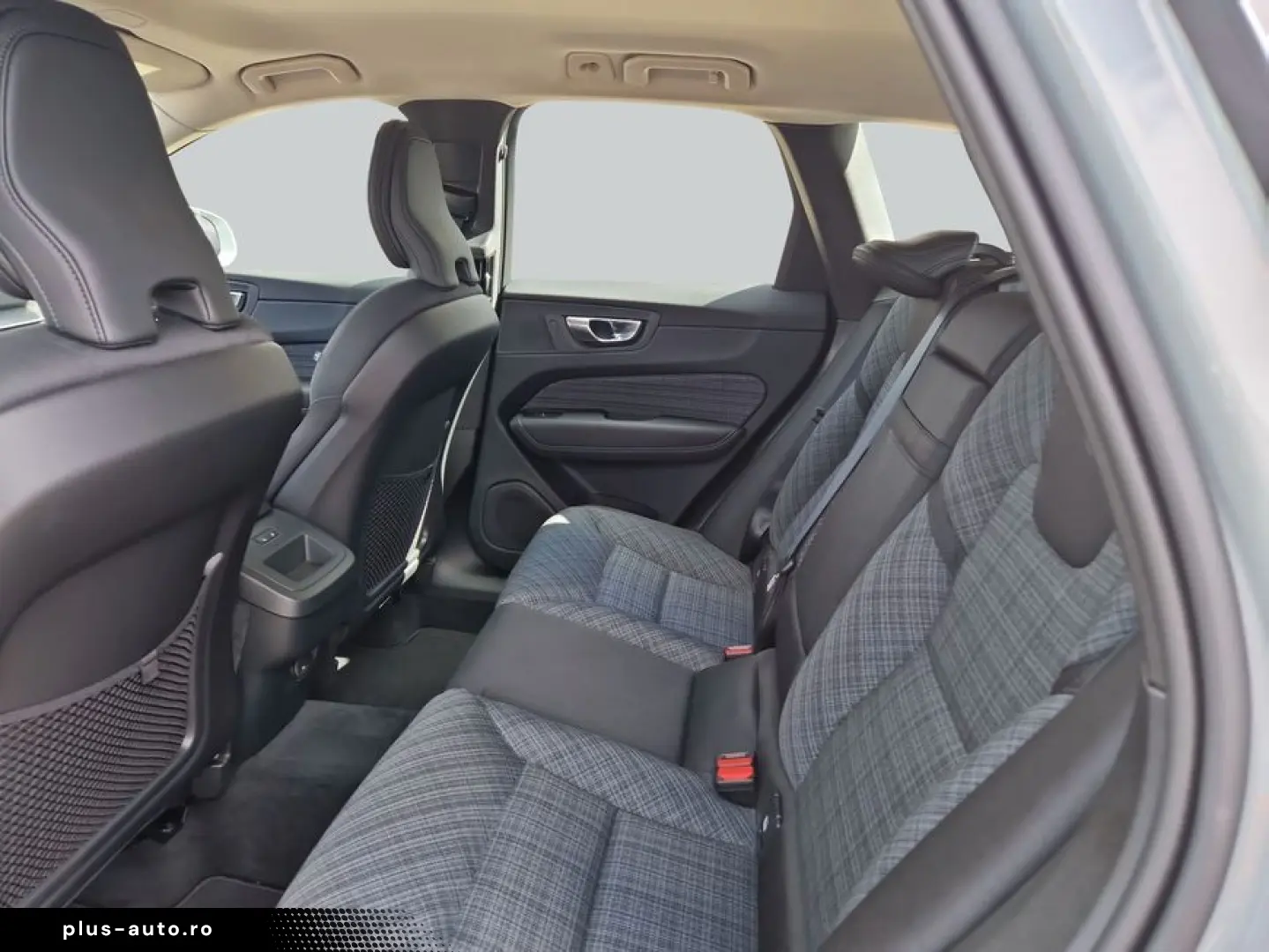 VOLVO XC60 B5 B AWD Core Win -Pak