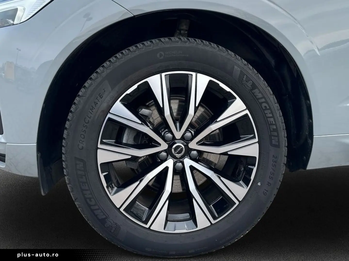 VOLVO XC60 B5 B AWD Core GJR Win&Audio HK