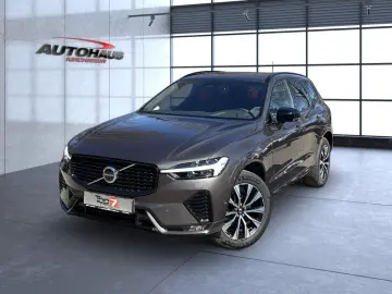 VOLVO XC60 B5 (Benzin) Plus Dark AWD Automatik Navi
